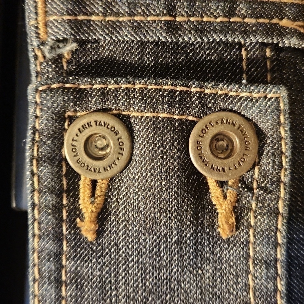 Ann Taylor LOFT SZ 6 Denim Mini Skirt - Picture 4 of 7
